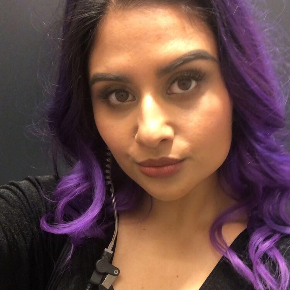 Meet your Posher, Whitney